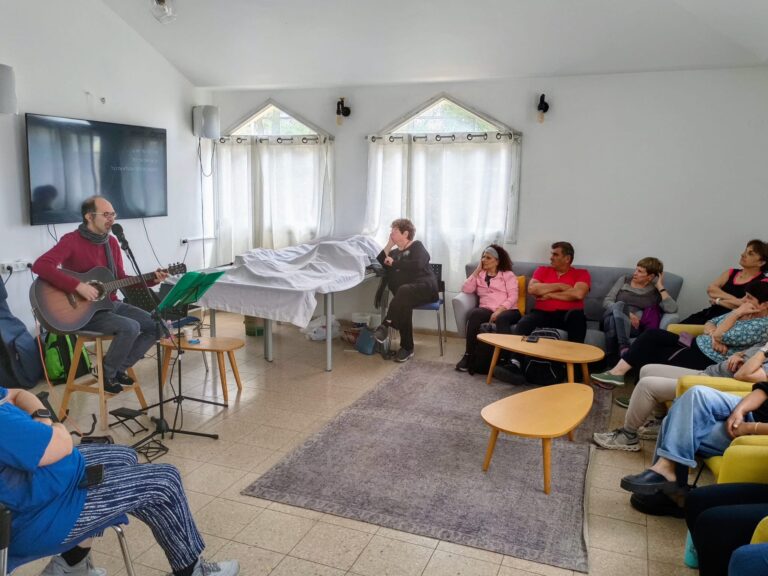 מועדון ותיקים כרכום (אפריל 2026)